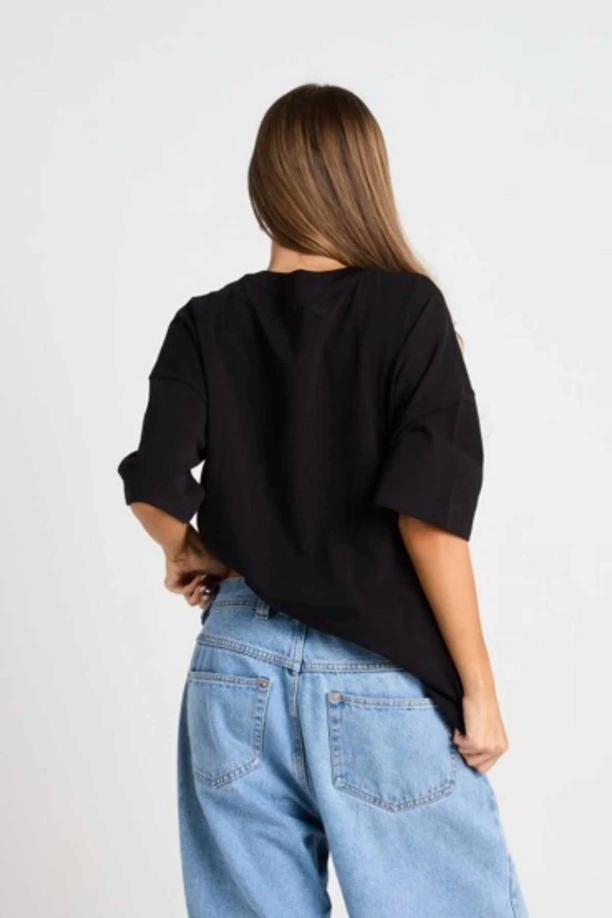 Black Oversized Tee - Image 3