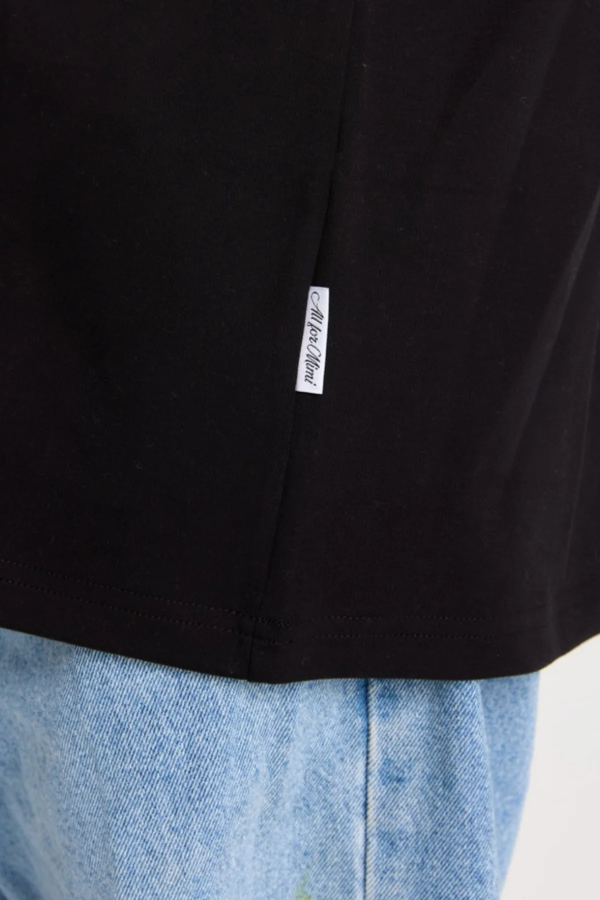 Black Oversized Tee - Image 4