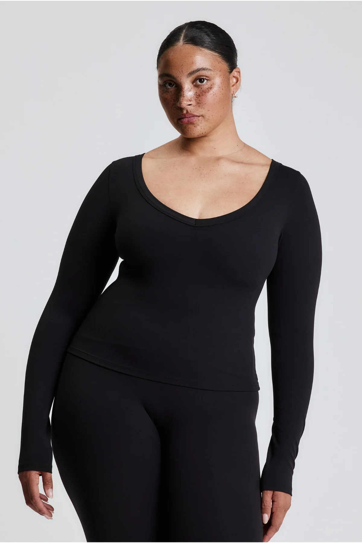 Black Scoop Front Long Sleeve - Image 4