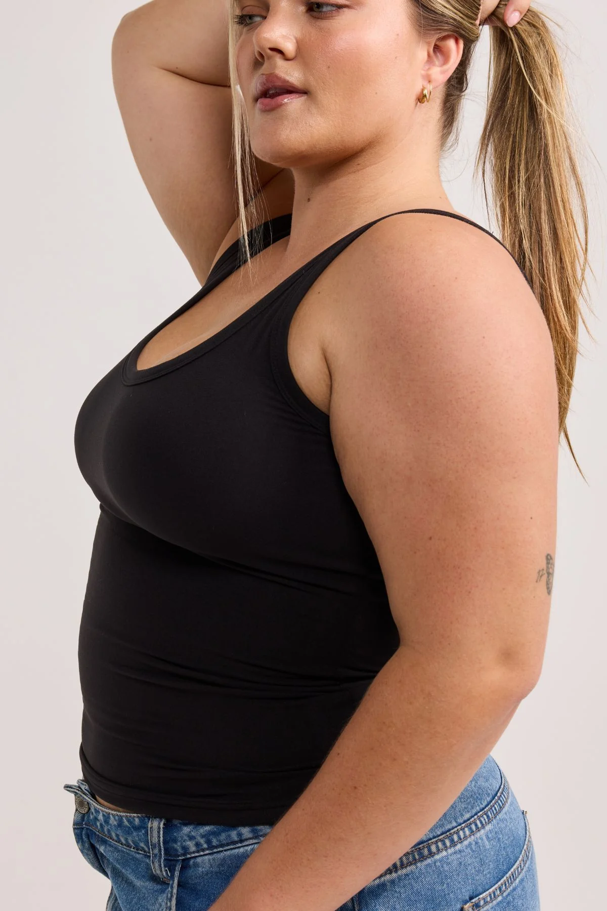 Black Tank Top - Image 12