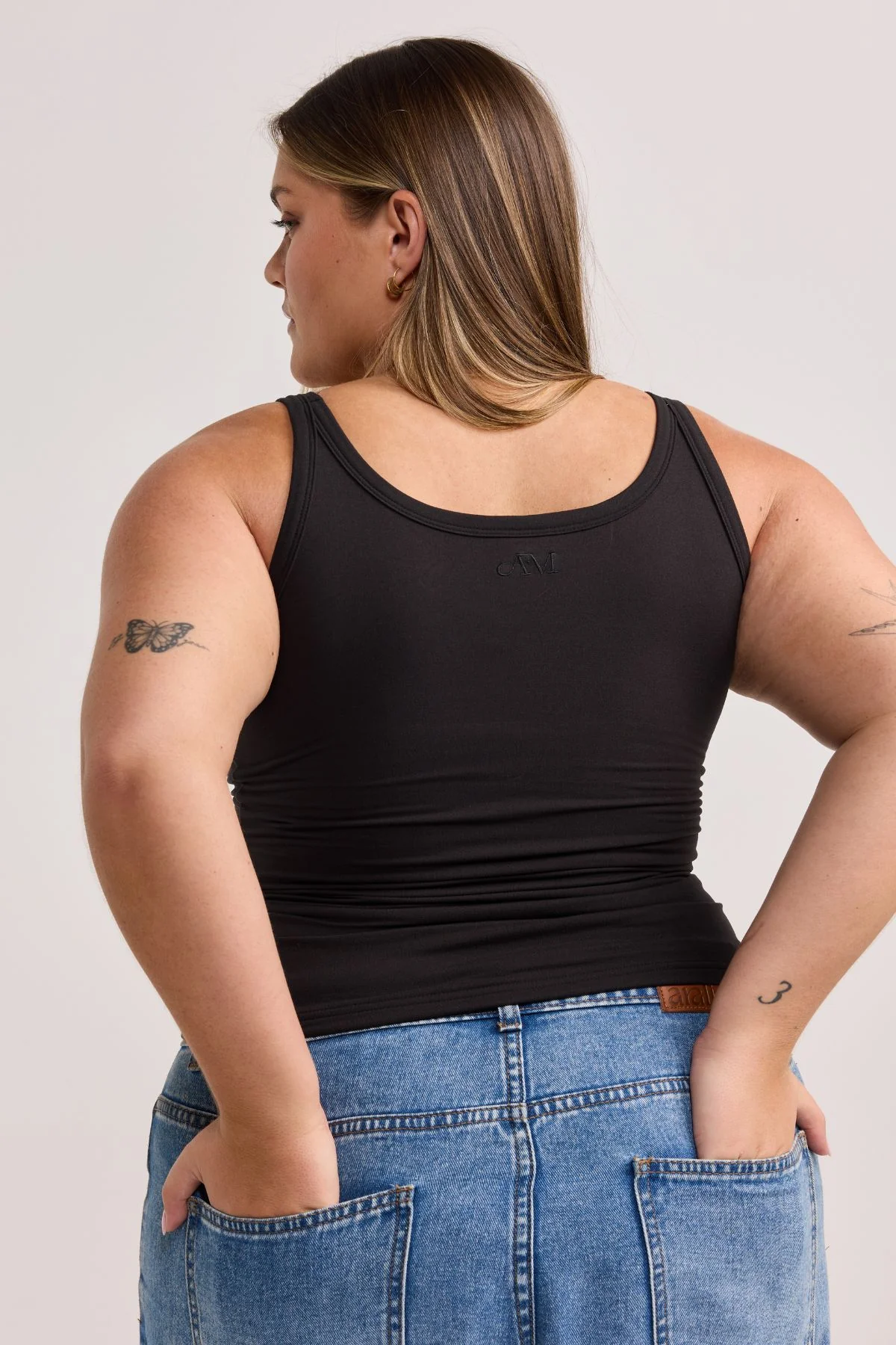 Black Tank Top - Image 13