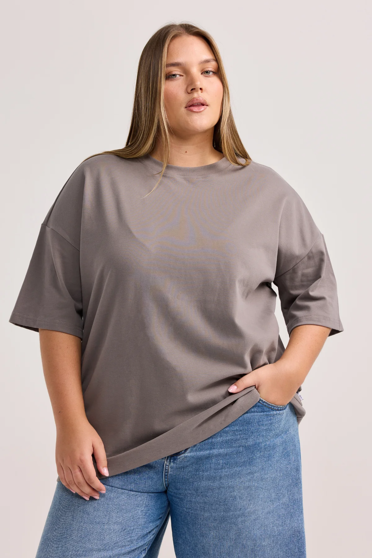 Shadow Oversized Tee - Image 4