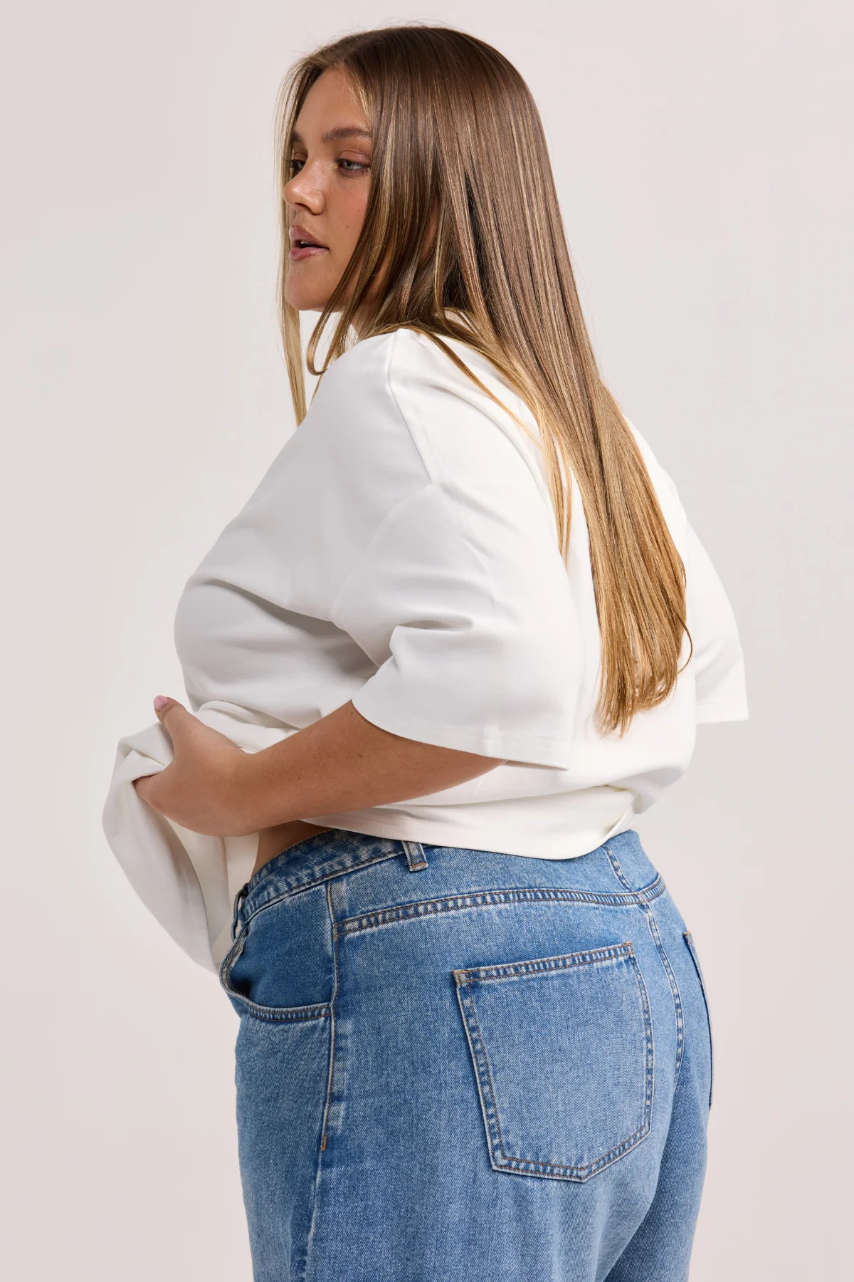 White Oversized Tee - Image 8